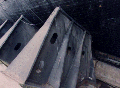 picture showing large bilge stools against the hull