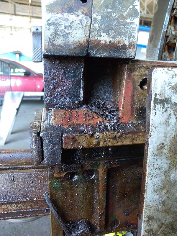 loader side with 5 inches exposed and lots of rust and sand packing voids