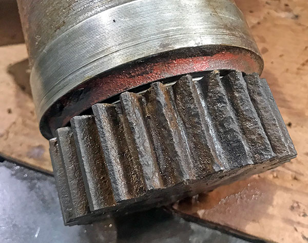 elevating pinion with heavy rust.