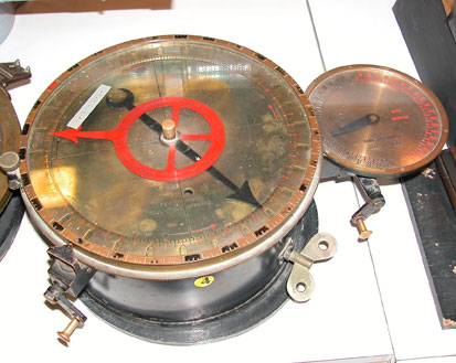 Photo of Vicker's Clock taken in 2005