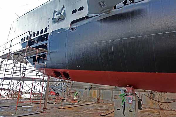 fwd showing painted hull
