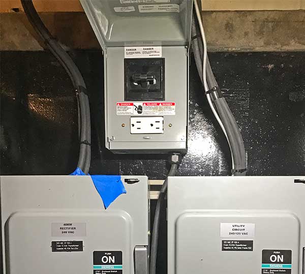 fuse/switch/receptacle box above 75kva disconnect