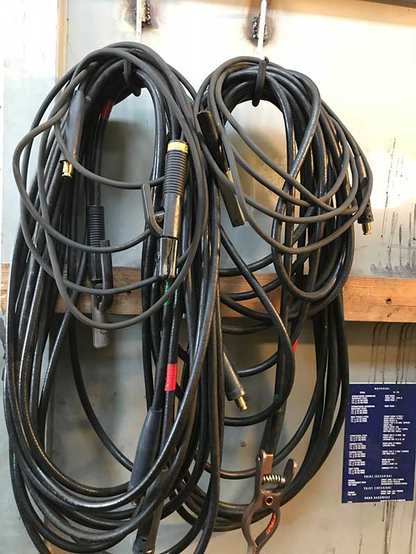 cables with stinger